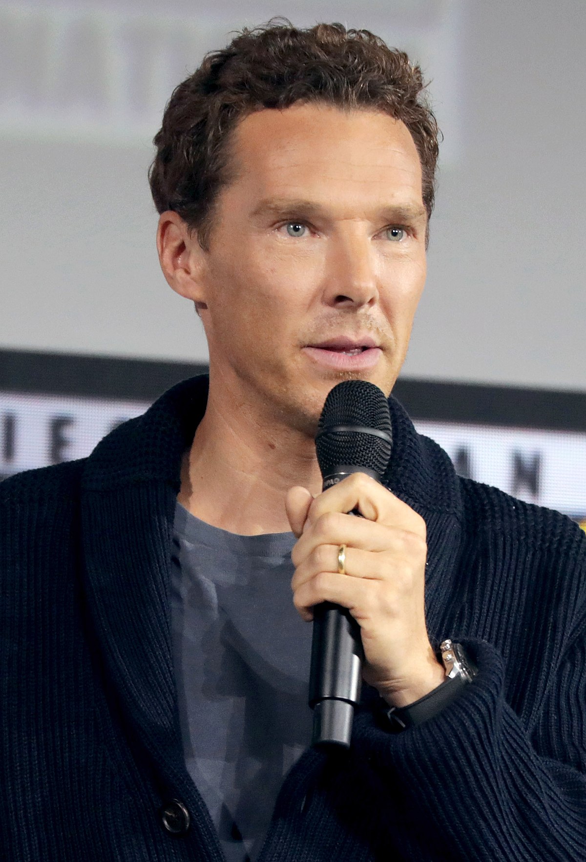 Benedict Cumberbatch Biography