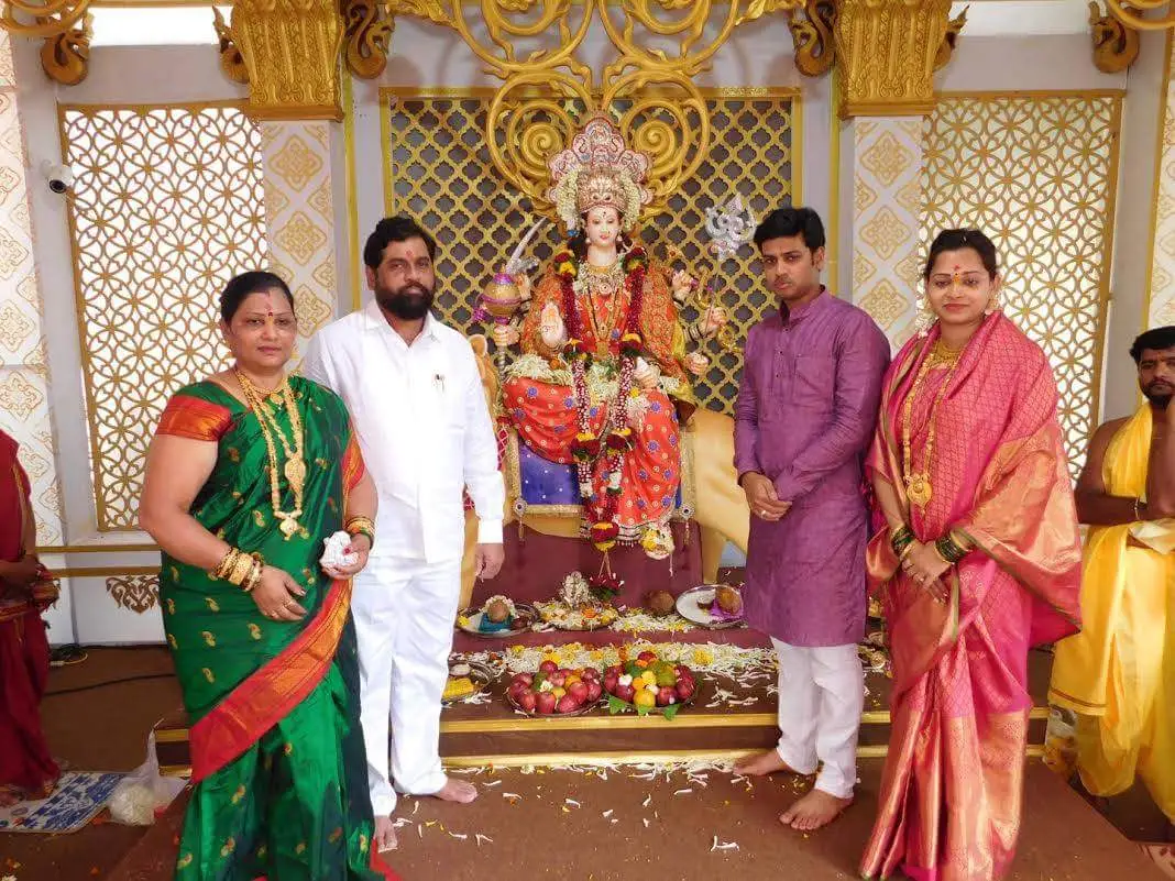 Ekanth Shinde with his family