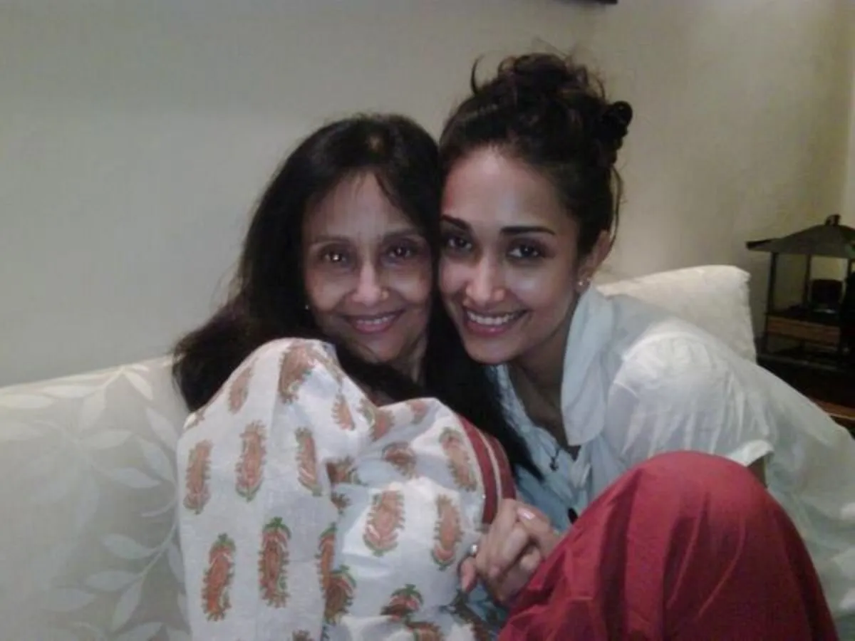Jiah_Khan with her Mother