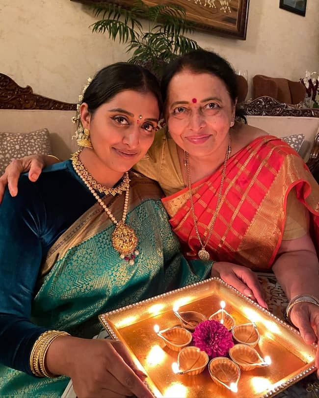 Raja_Kumari with her Mother