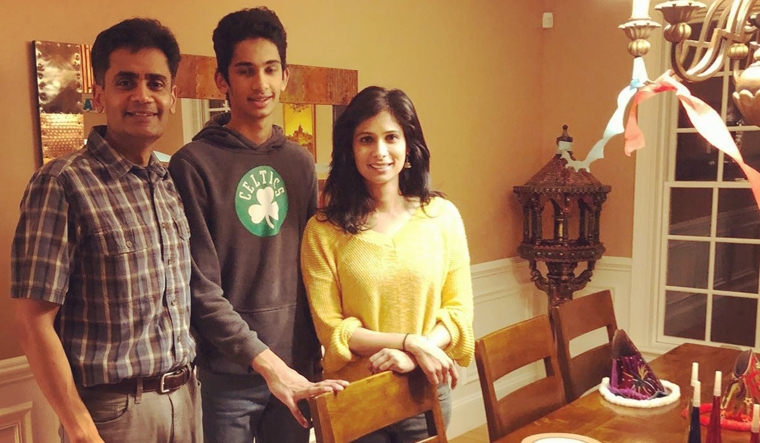 Gita_Gopinath with her Family