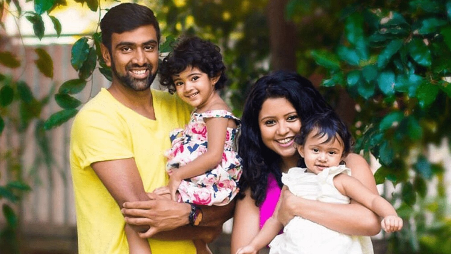 Ravichandran_Ashwin with his Family