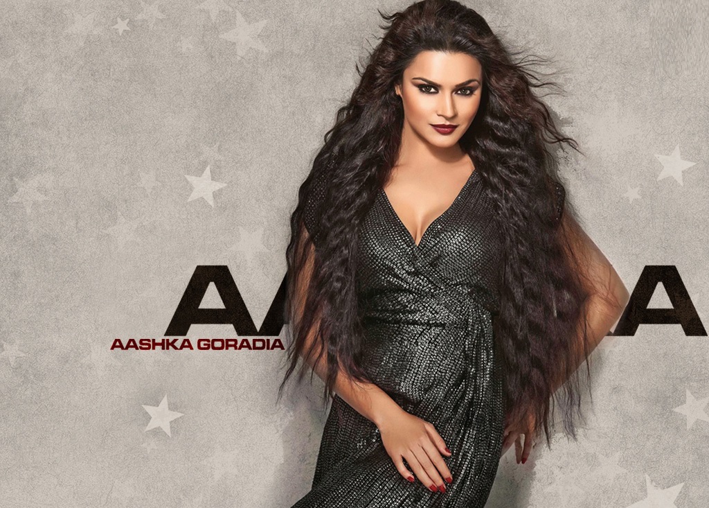 Aashka Goradia Biography