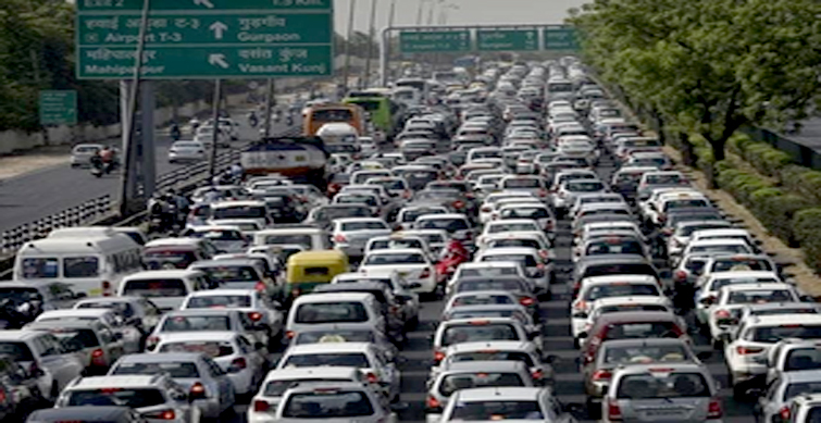 Ahead of farmers' protest, massive traffic