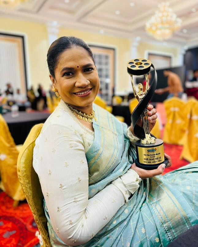 chhaya kadam Biography