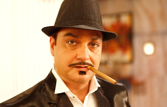 Vinay Pathak Biography