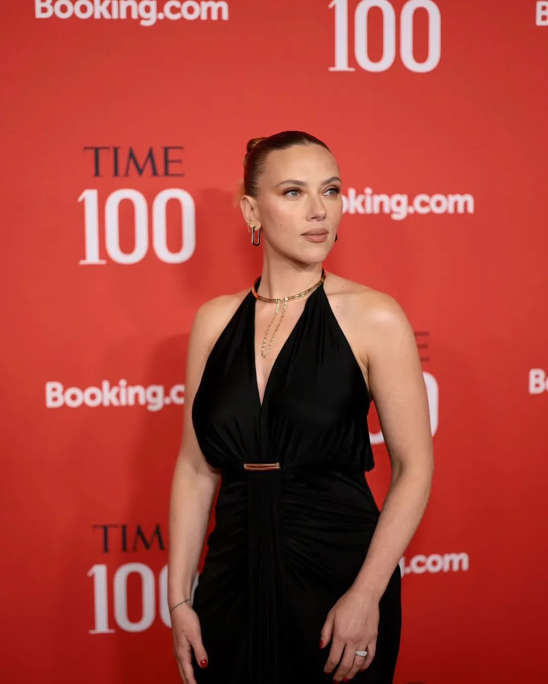 Scarlett Johansson Biography